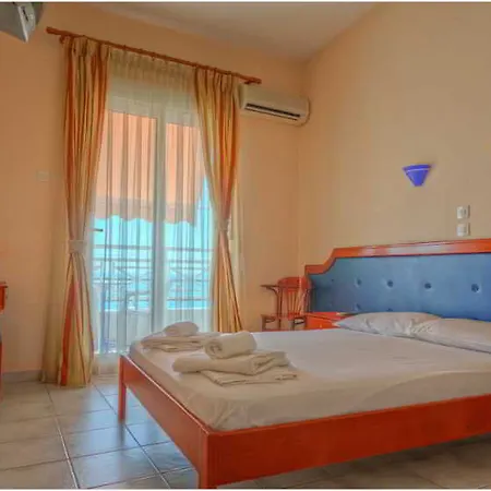 Molos Hotel *