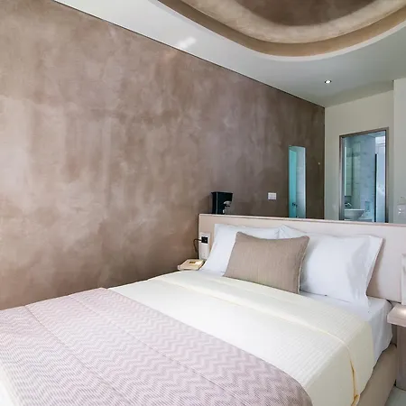 Molos Отель Лименария