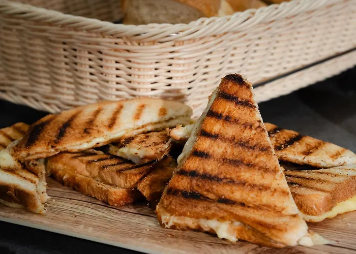 Molos Otel Limenaria (Thasos)